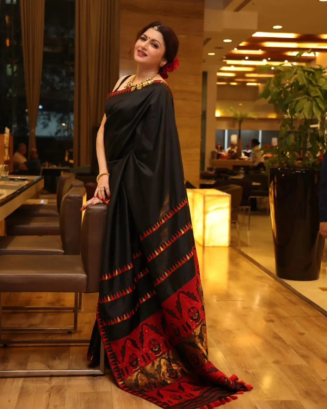 Bollywood Actress Bhagyashree Stills in Black Saree